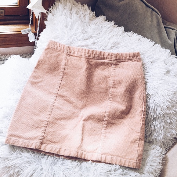 FOREVER 21 Corduroy Pink Skirt. Never Worn Size S - Picture 1 of 1